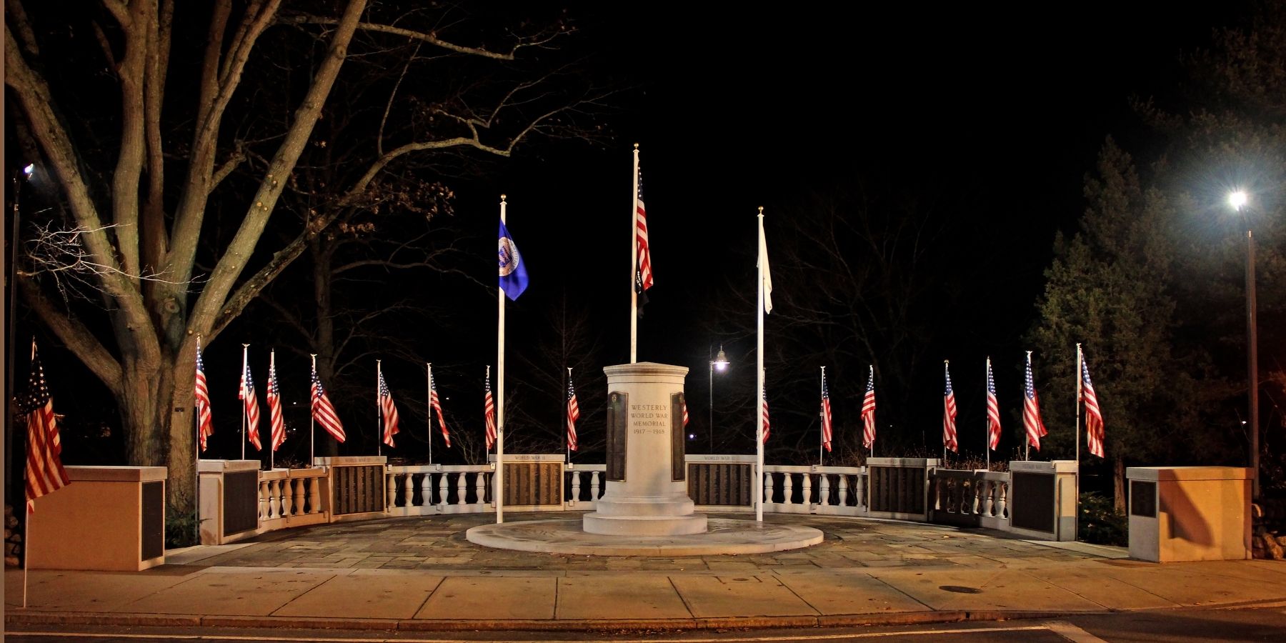 Westerly Veterans Memorial image. Click for full size.