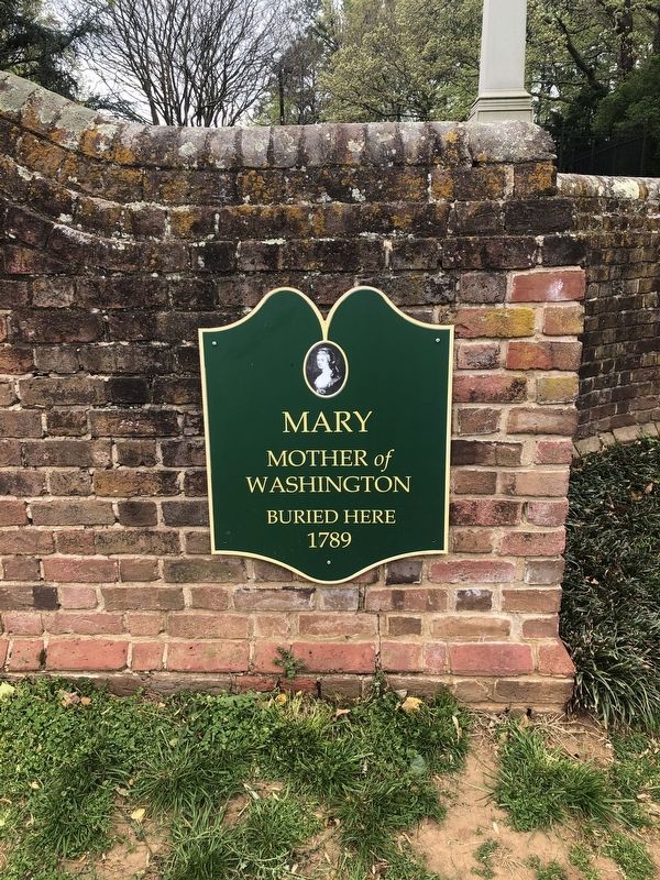 Mary Washington Burial Site Marker. Click for full size. Mary Washington Burial Site Marker image. Click for full size.