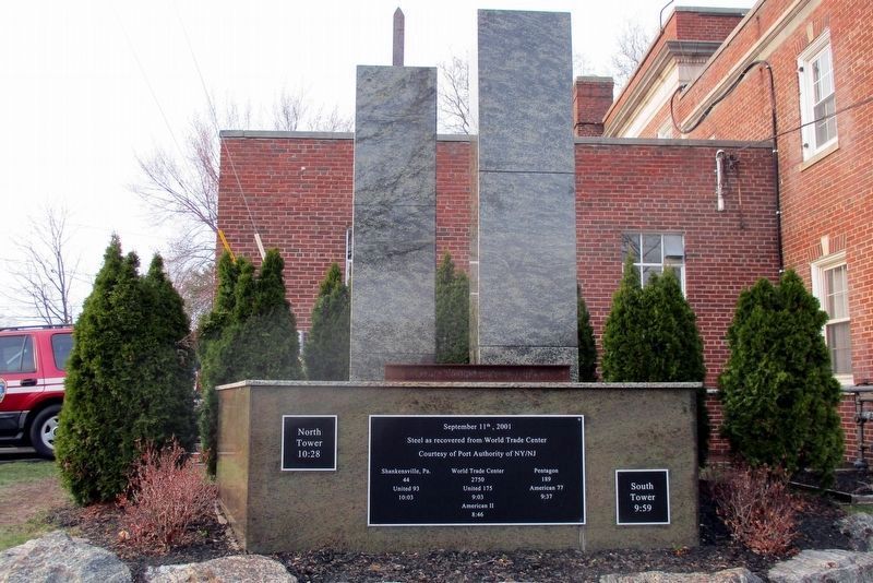 Glens Falls 9/11 Memorial image. Click for full size.