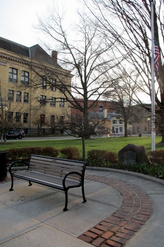 Glens Falls War Memorial image. Click for full size.