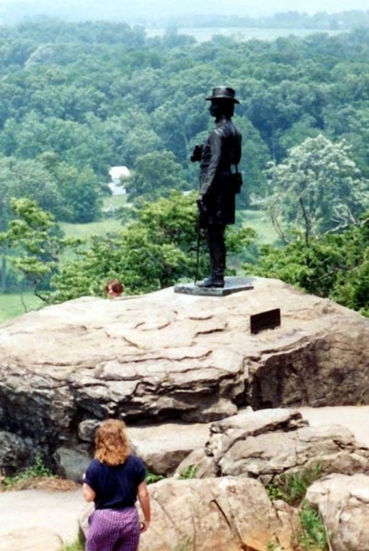 Major General Gouverneur Kemble Warren Statue at Gettysburg image. Click for full size.