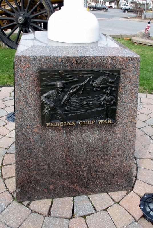Bolton Veterans’ Memorial Flagpole image. Click for full size.