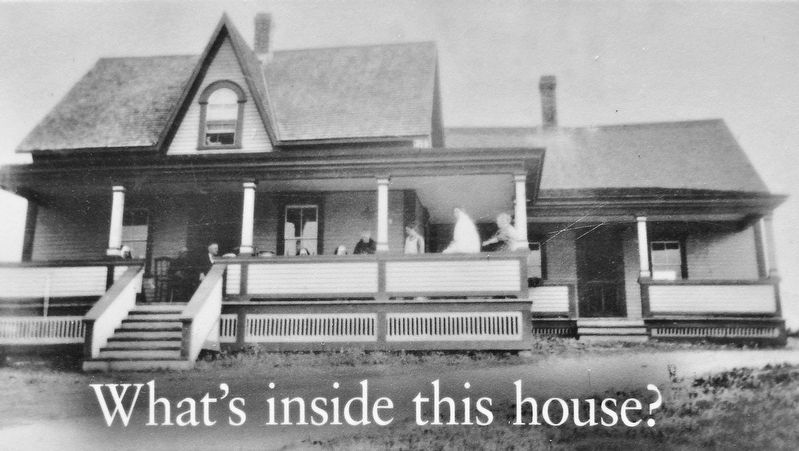 Marker detail: What's inside this house? image. Click for full size.