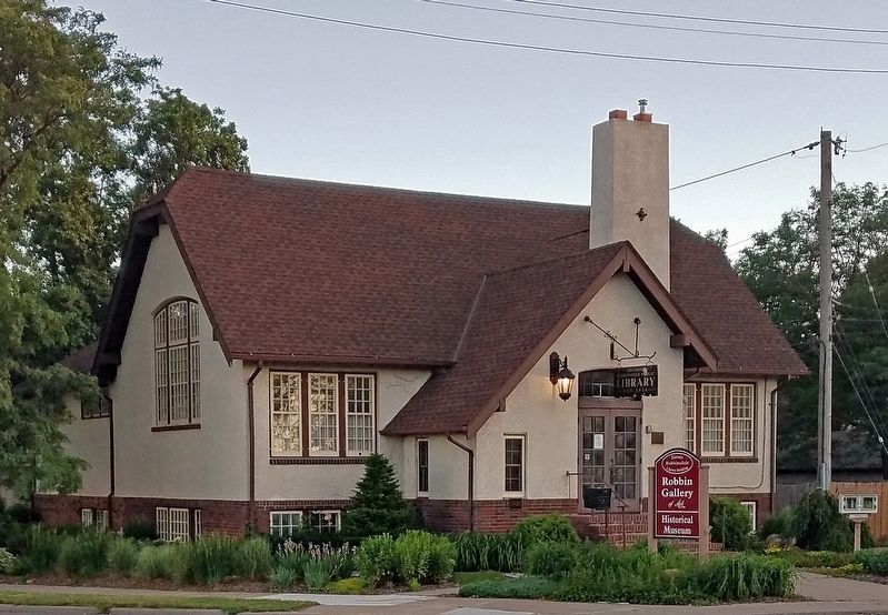 The historic Robbinsdale Library image. Click for full size.