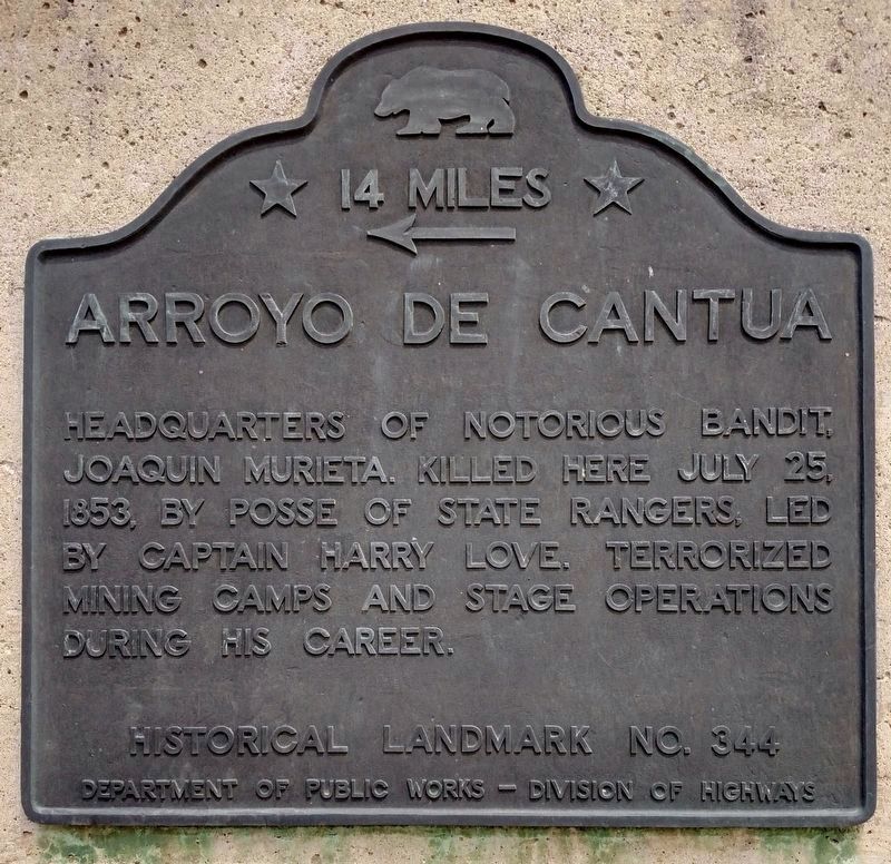 Las Yácatas Historical Marker