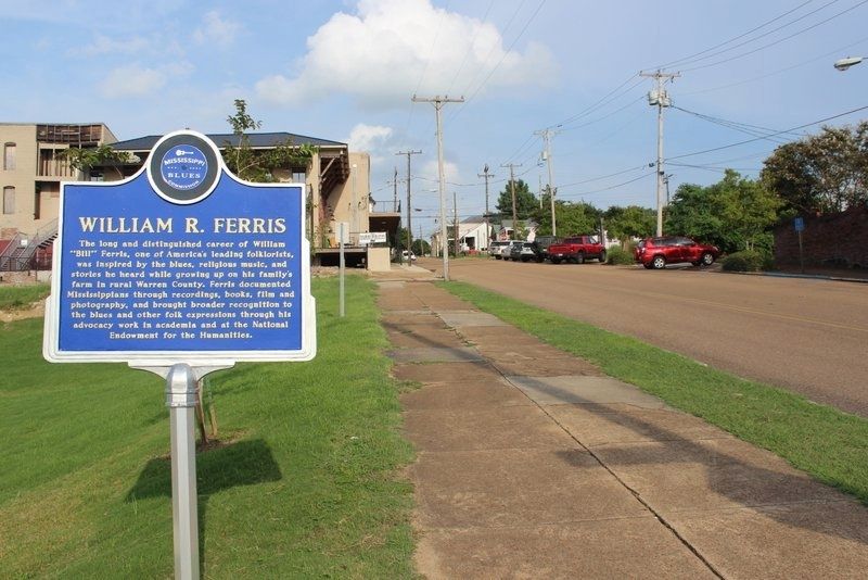 Wiliam R. Ferris Marker looking north on Washington Street image. Click for full size.