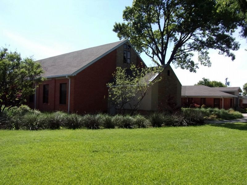 First Presbyterian Church of Richardson image. Click for full size.
