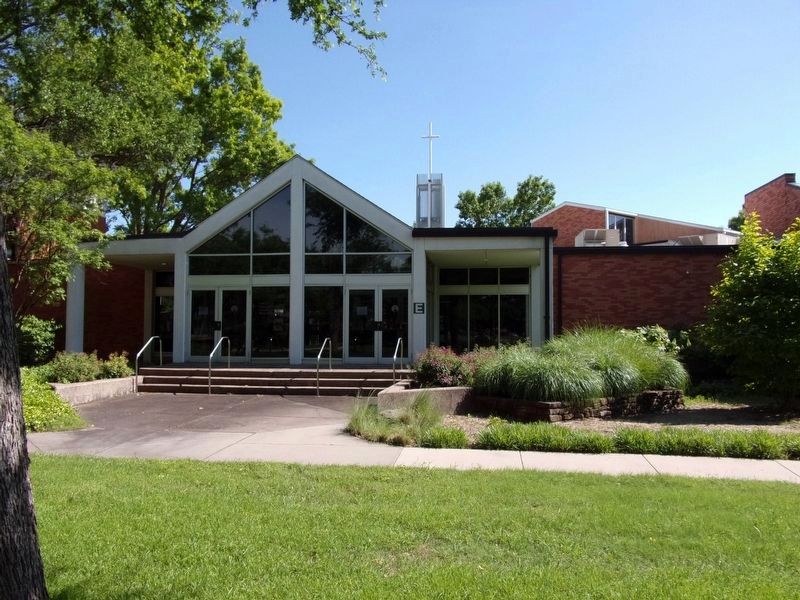 First Presbyterian Church of Richardson image. Click for full size.