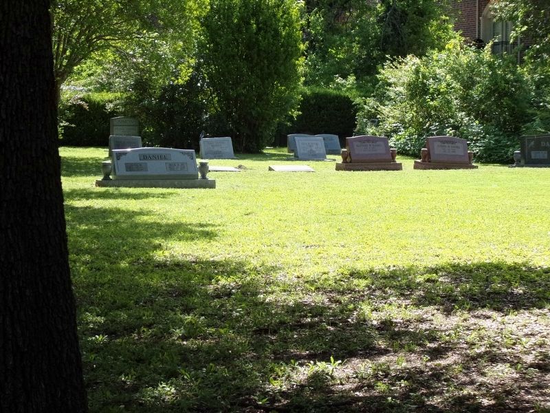 A view of the Daniel Family Cemetery image. Click for full size.