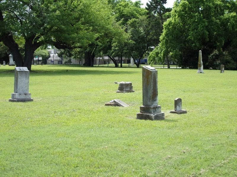 A view of the Caruth Pioneer Cemetery. Click for full size. A view of the Caruth Pioneer Cemetery image. Click for full size.