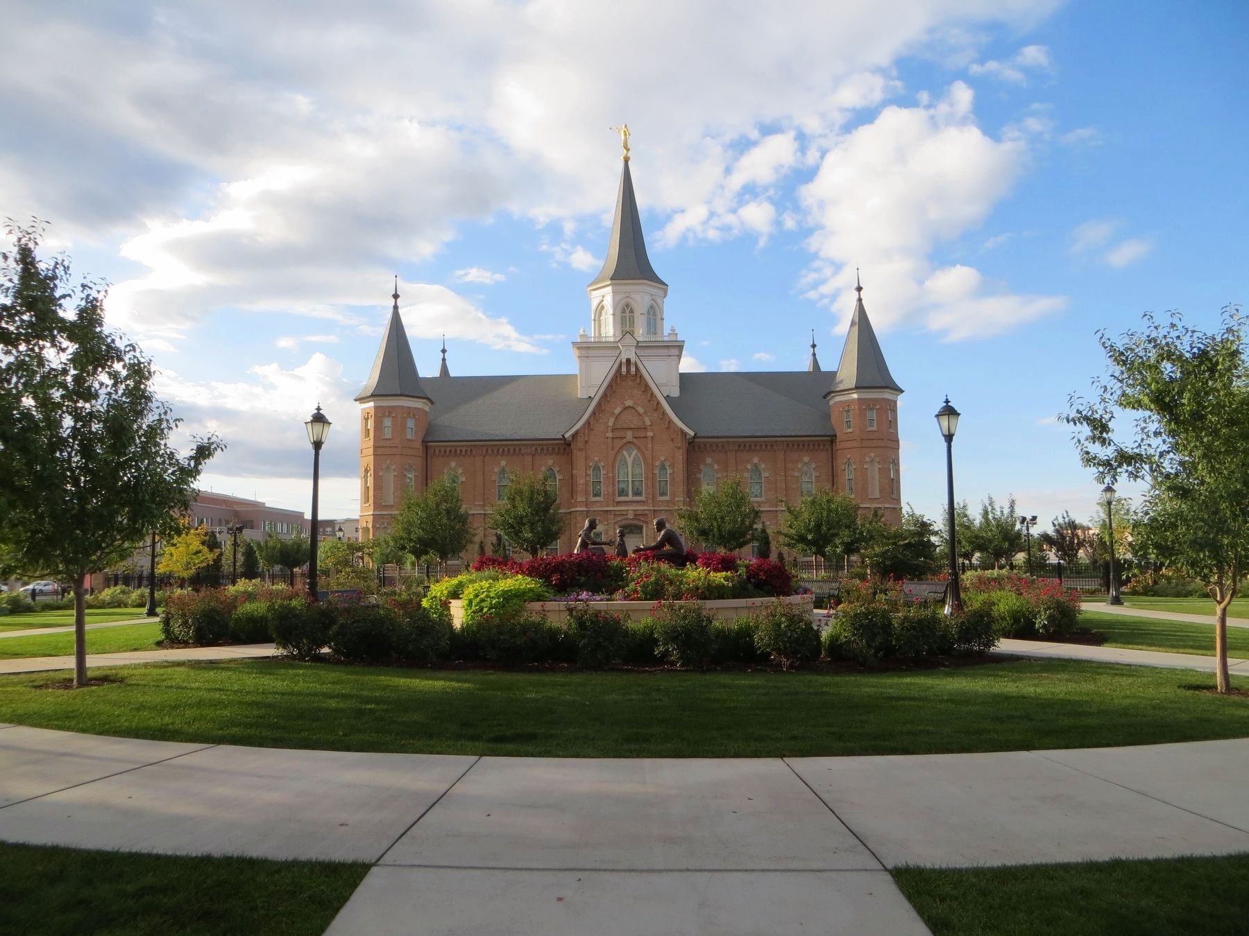Provo City Center Temple image. Click for full size.