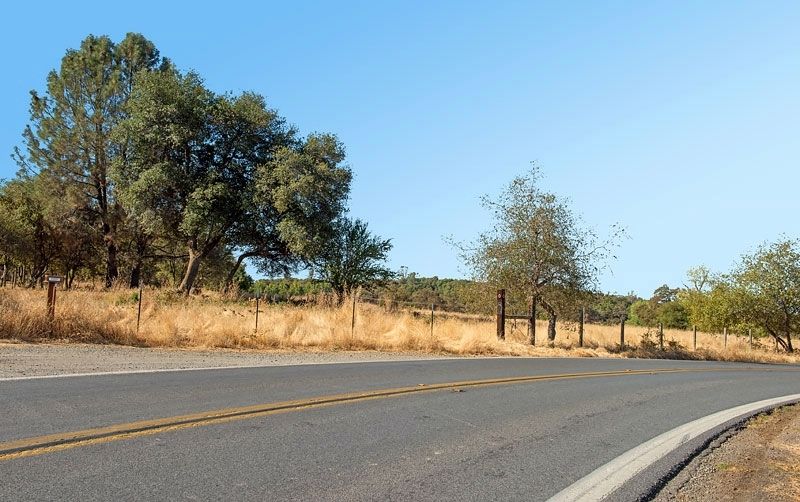 Truckee Trail - Approaching Sacramento Valley Marker. Click for full size. Truckee Trail - Approaching Sacramento Valley Marker image. Click for full size.