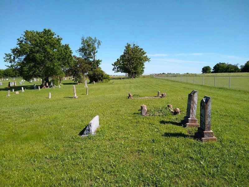 Willow Grove Community Cemetery image. Click for full size.