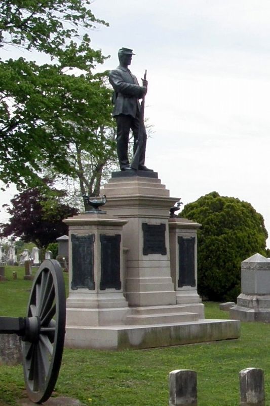 Hanover Civil War Memorial image. Click for full size.