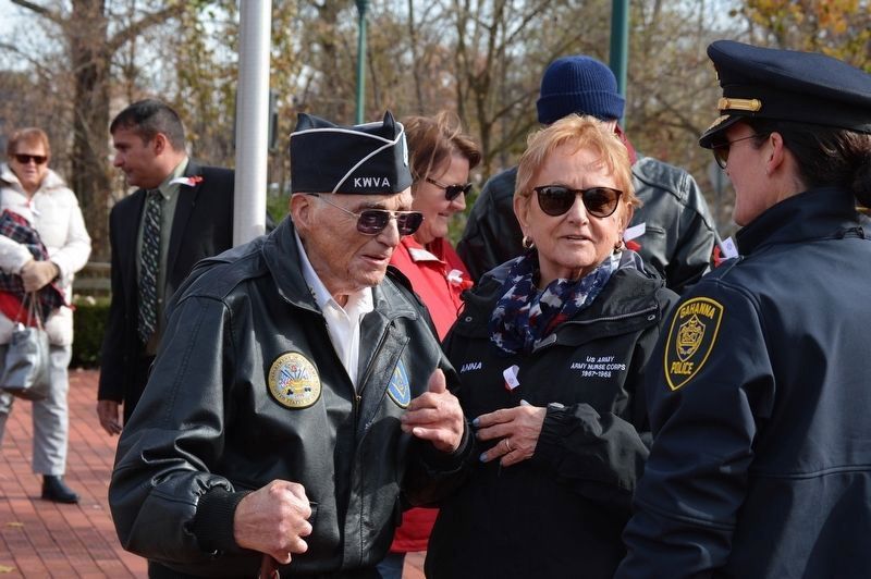 Gahanna Veterans Memorial image. Click for full size.