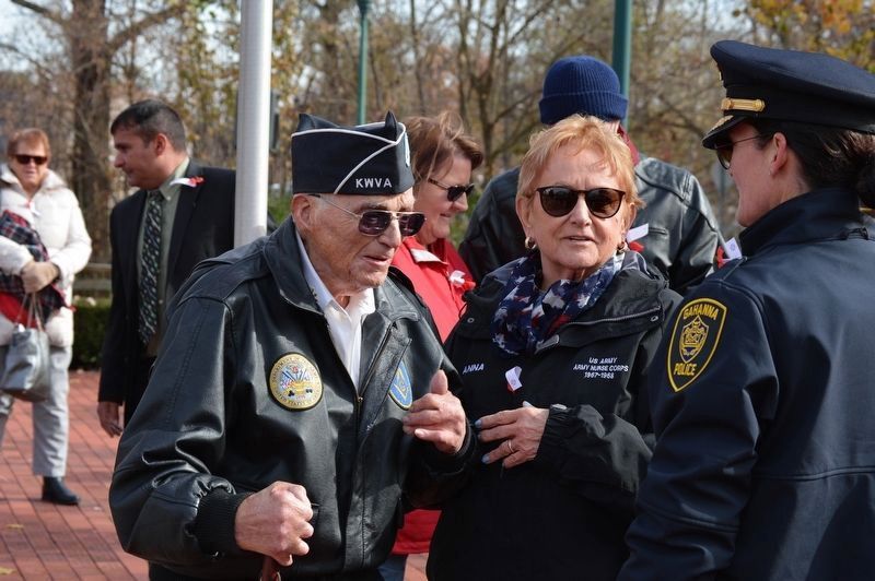 Gahanna Veterans Memorial image. Click for full size.