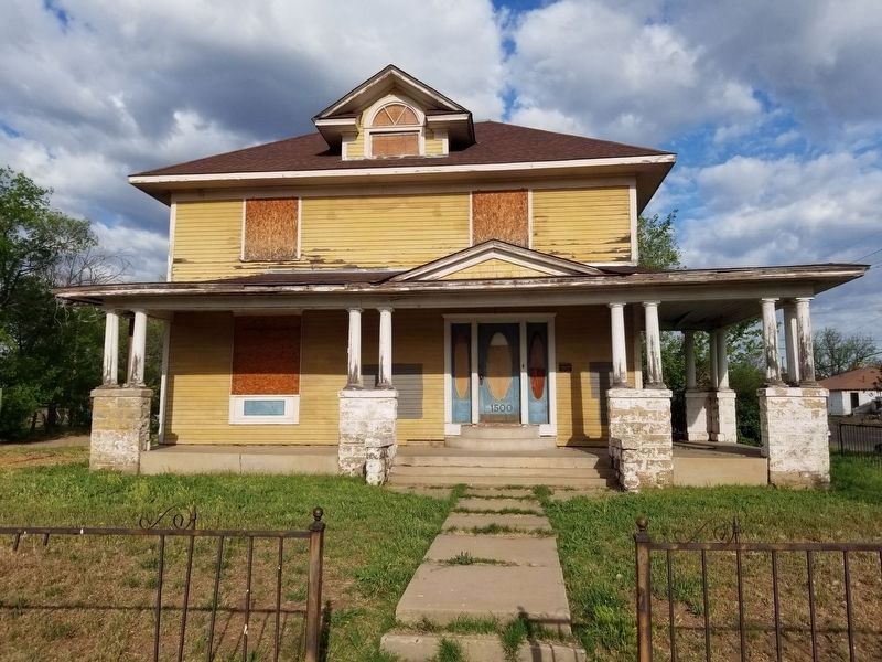 Jons-Danner-Gilvin House and Marker image. Click for full size.