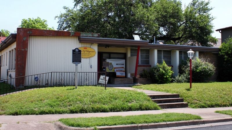 Colored Teachers State Association of Texas Building Marker Area image. Click for full size.