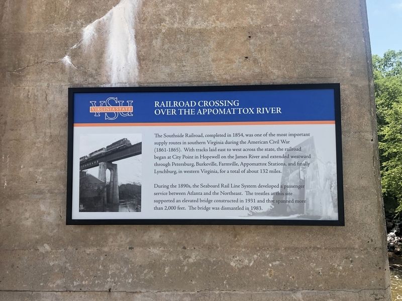 Railroad Crossing Over The Appomattox River Marker. Click for full size. Railroad Crossing Over The Appomattox River Marker image. Click for full size.