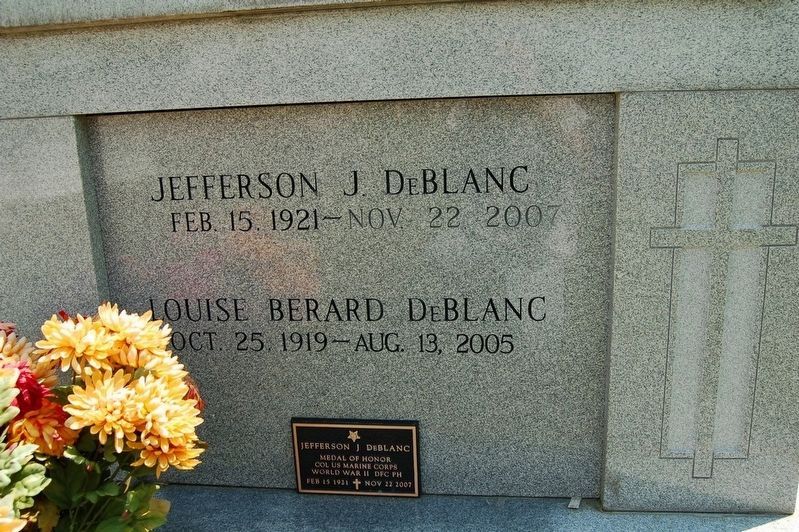 Jefferson J. DeBlanc Grave image. Click for full size.