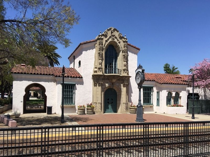 Claremont Depot image. Click for full size.