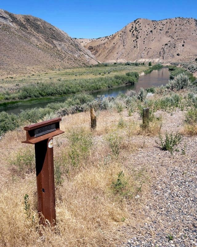 Carlin Canyon Marker and Humboldt River image. Click for full size.