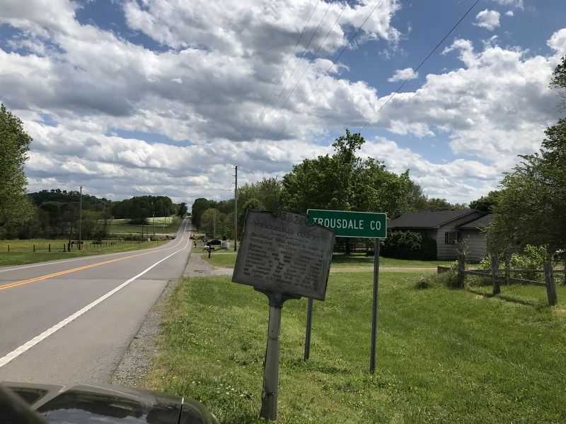 Sumner County / Trousdale County Marker image. Click for full size.