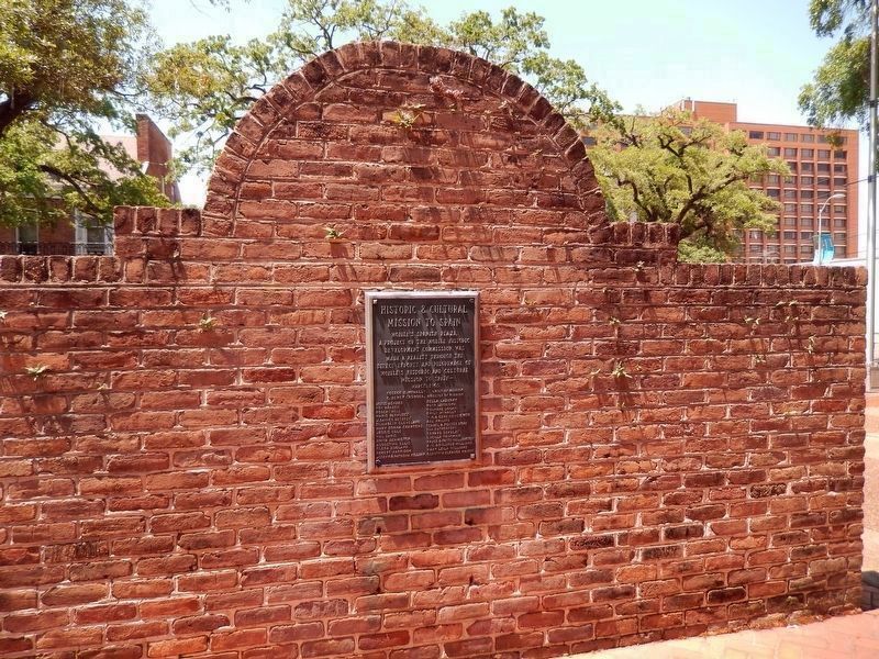Mobile Spanish Plaza Monument (<i>back side</i>). Click for full size. Mobile Spanish Plaza Monument (<i>back side</i>) image. Click for full size.
