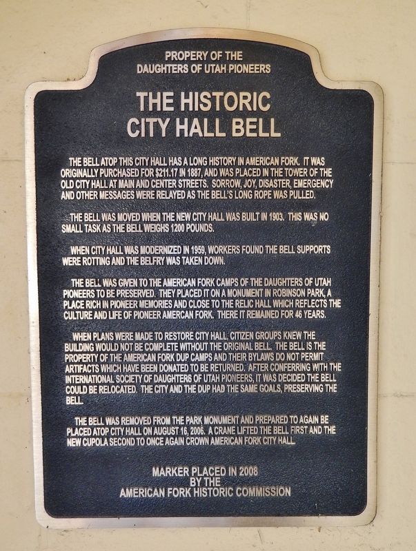 The Historic City Hall Bell Marker image. Click for full size.