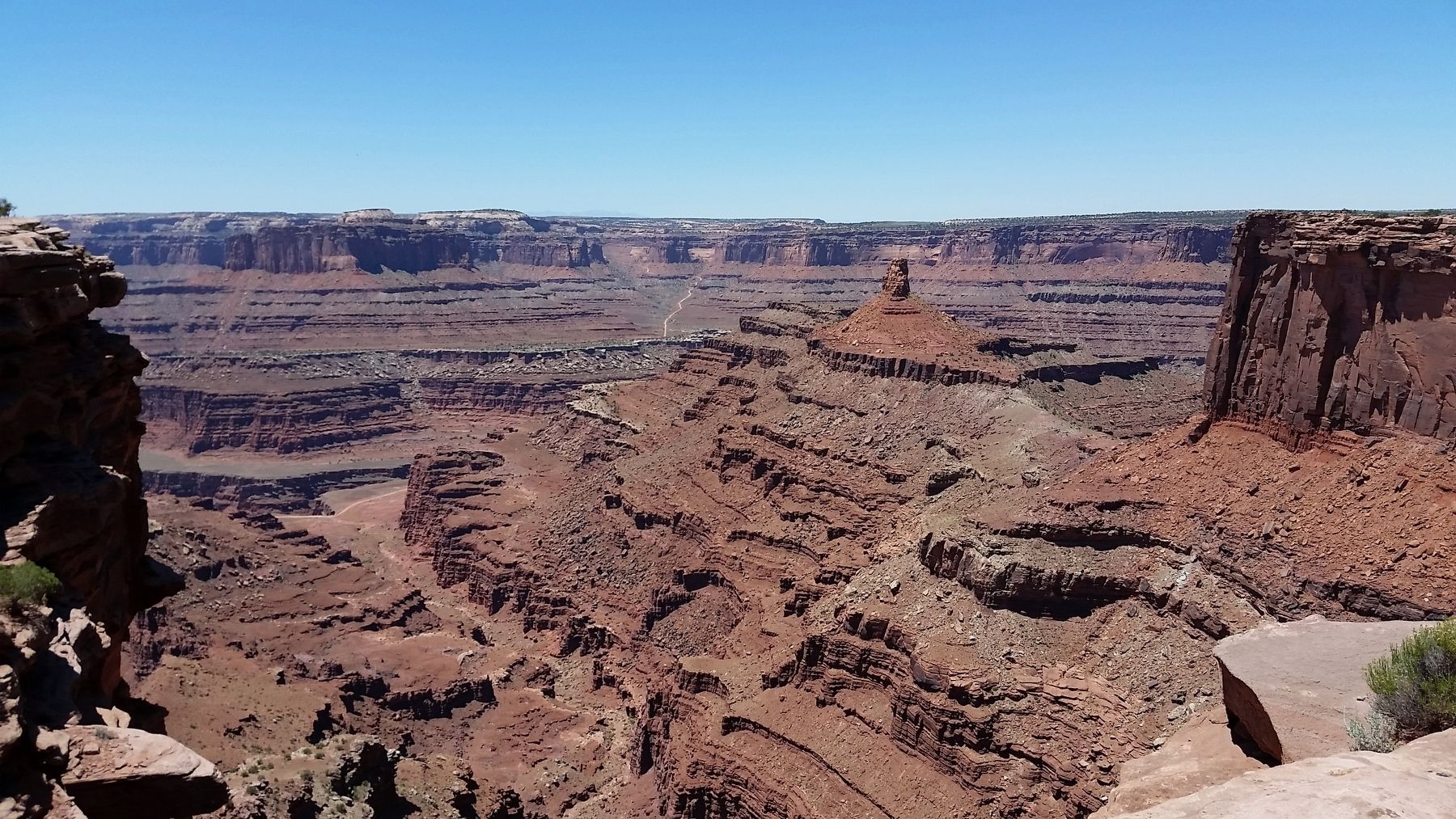 Colorado River Canyon (<i>view from near marker</i>) image. Click for full size.