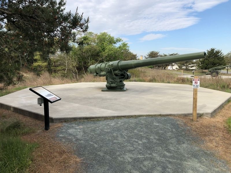 6-inch Gun Display. Click for full size. 6-inch Gun Display image. Click for full size.