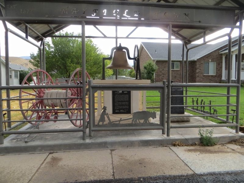 Mayfield Centennial Marker image. Click for full size.
