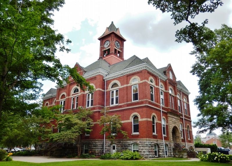 Barry County Courthouse image. Click for full size.