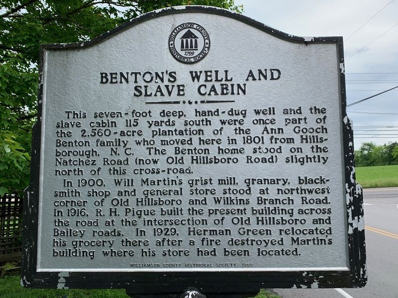 Benton's Well and Slave Cabin Marker image. Click for full size.