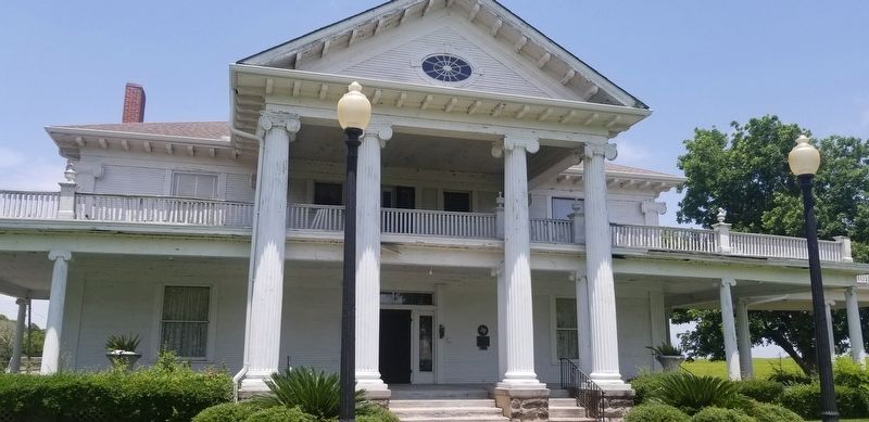 The Woodworth House image. Click for full size.