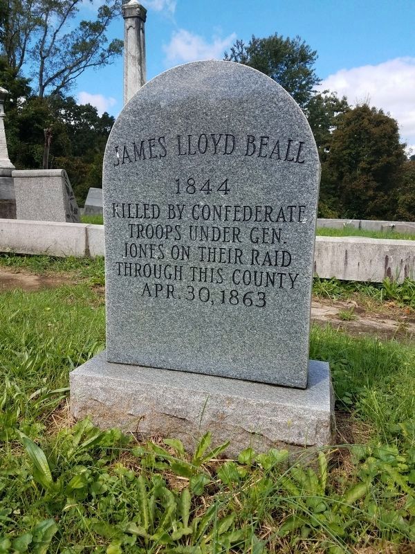 Grave of Lloyd Beall at Oak Grove Cemetery in Morgantown image. Click for full size.