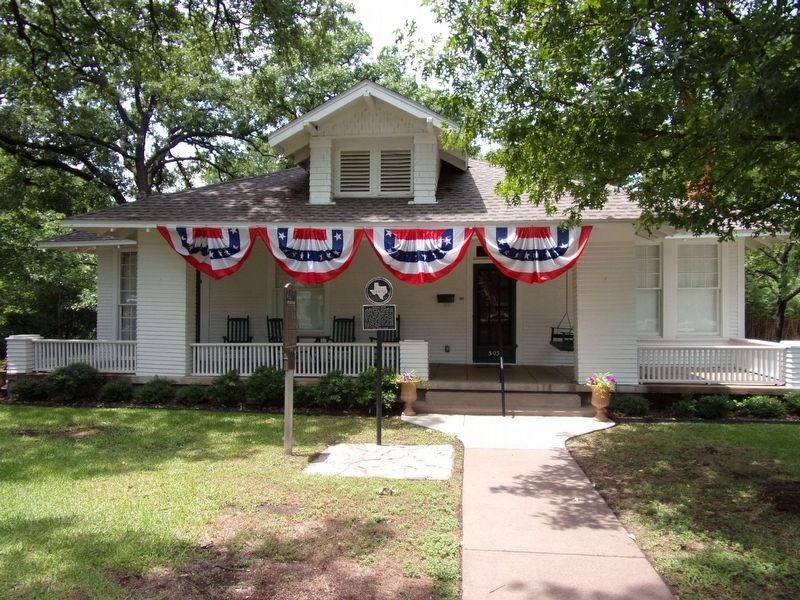 Schulze House (now called the Irving Heritage House) image. Click for full size.
