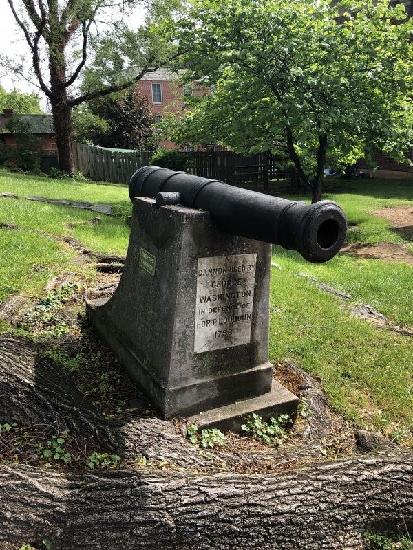 Cannon Used by George Washington Marker image. Click for full size.