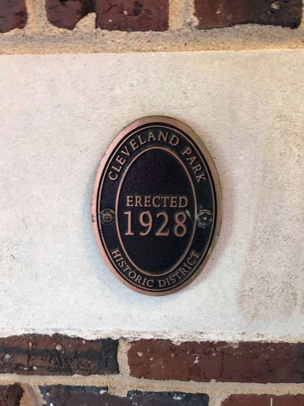 Plaque on the Broadmoor Building image. Click for full size.