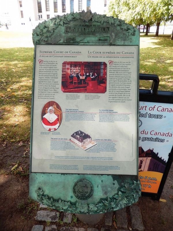 Supreme Court of Canada /<br>La Cour suprême du Canada Marker. Click for full size. Supreme Court of Canada /<br>La Cour suprême du Canada Marker image. Click for full size.