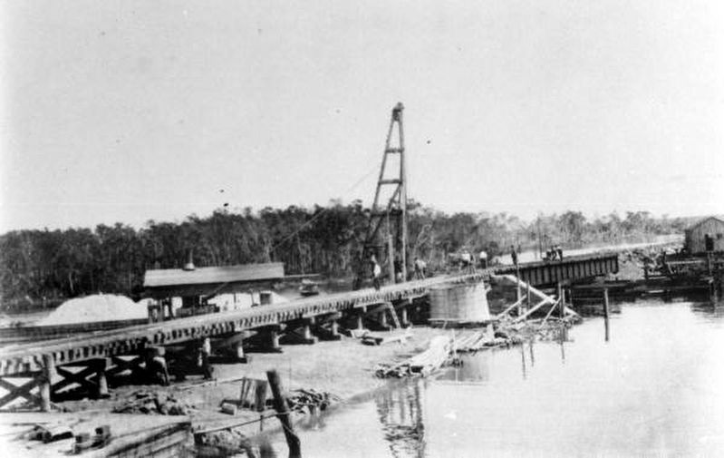 Original Jewfish Creek Bridge Swing Bridge under construction image. Click for full size.