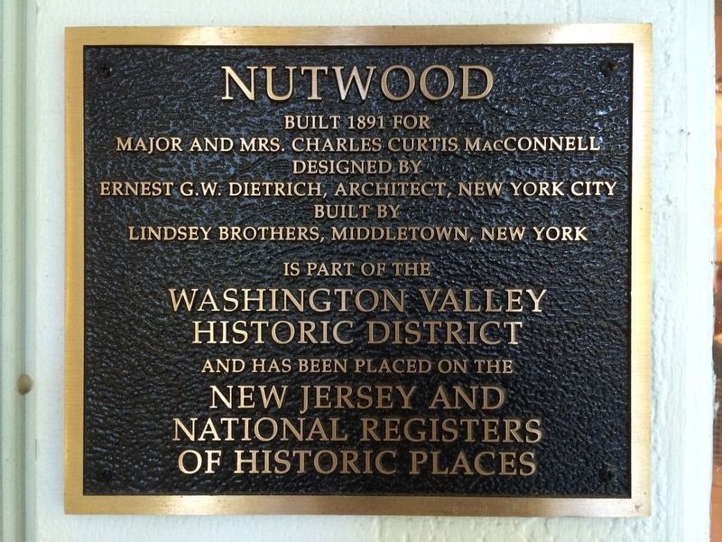 Nutwood Marker image. Click for full size.