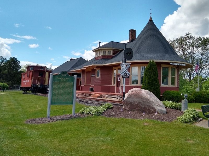 "Witch's Hat" Depot and Marker image. Click for full size.
