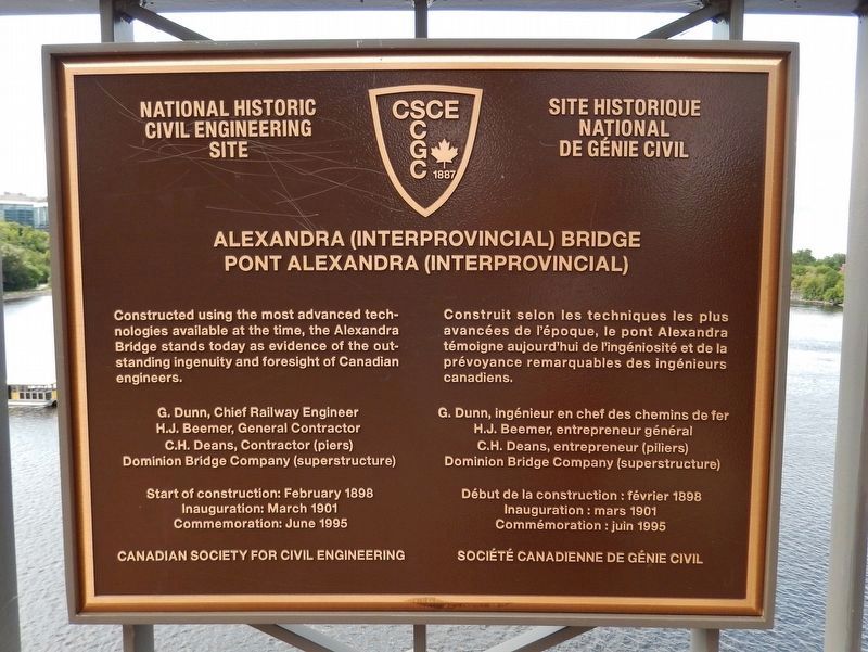 Alexandra (Interprovincial) Bridge /<br>Pont Alexandra (Interprovincial) Marker image. Click for full size.