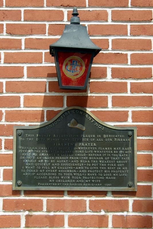 The Union Fire Company memorial plaque and "The Fireman's Prayer" image. Click for full size.