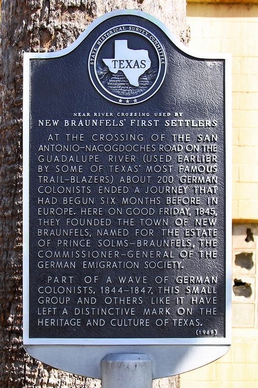 Near River Crossing Used by New Braunfels' First Settlers Marker image. Click for full size.