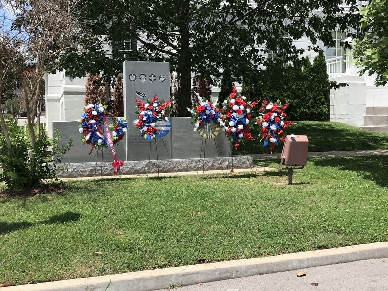 Marshall County Veterans Memorial image. Click for full size.