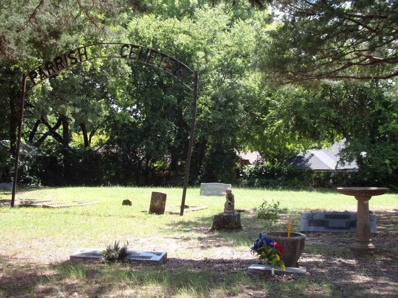 Parrish Family Cemetery image. Click for full size.
