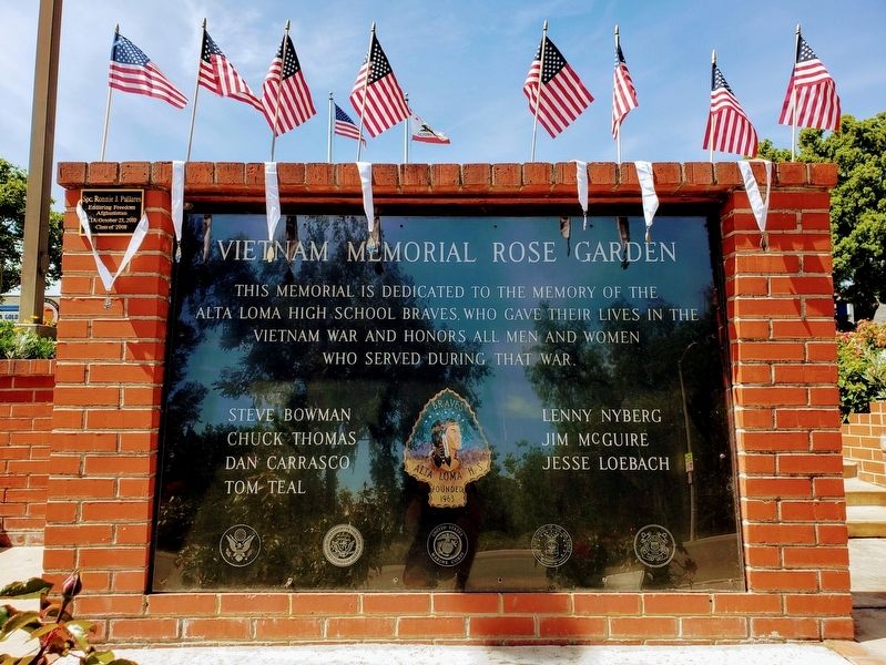 Vietnam Memorial Rose Garden Marker image. Click for full size.