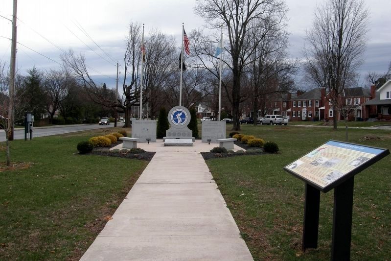 Washington County Korean War Memorial image. Click for full size.